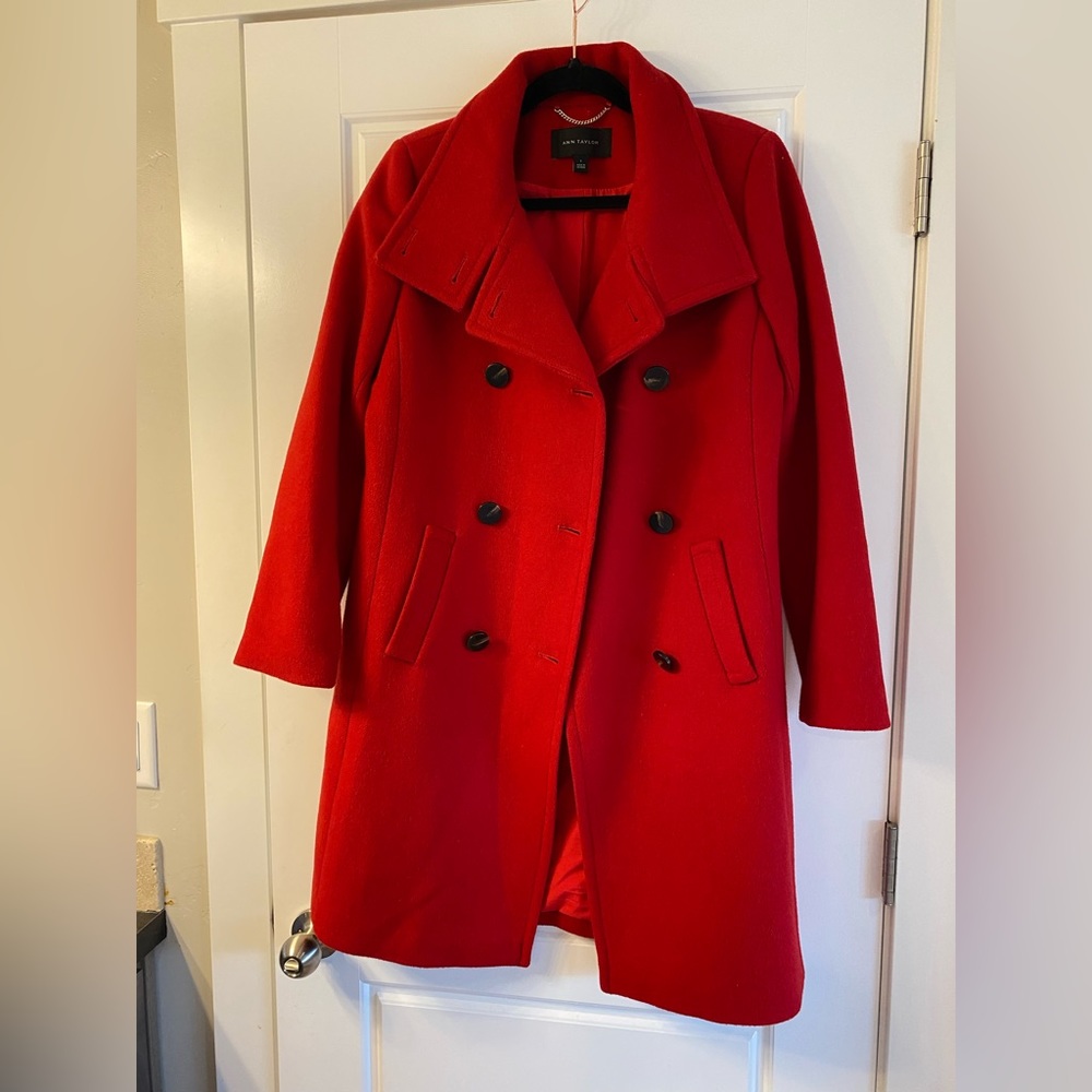 Ann Taylor red wool double breasted coat - size small